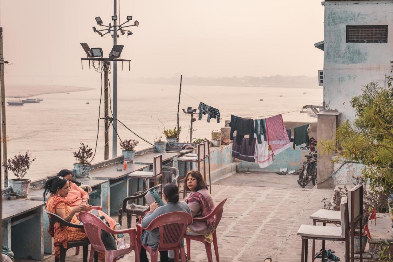 Vishnu Rest House Varanasi Exterior foto