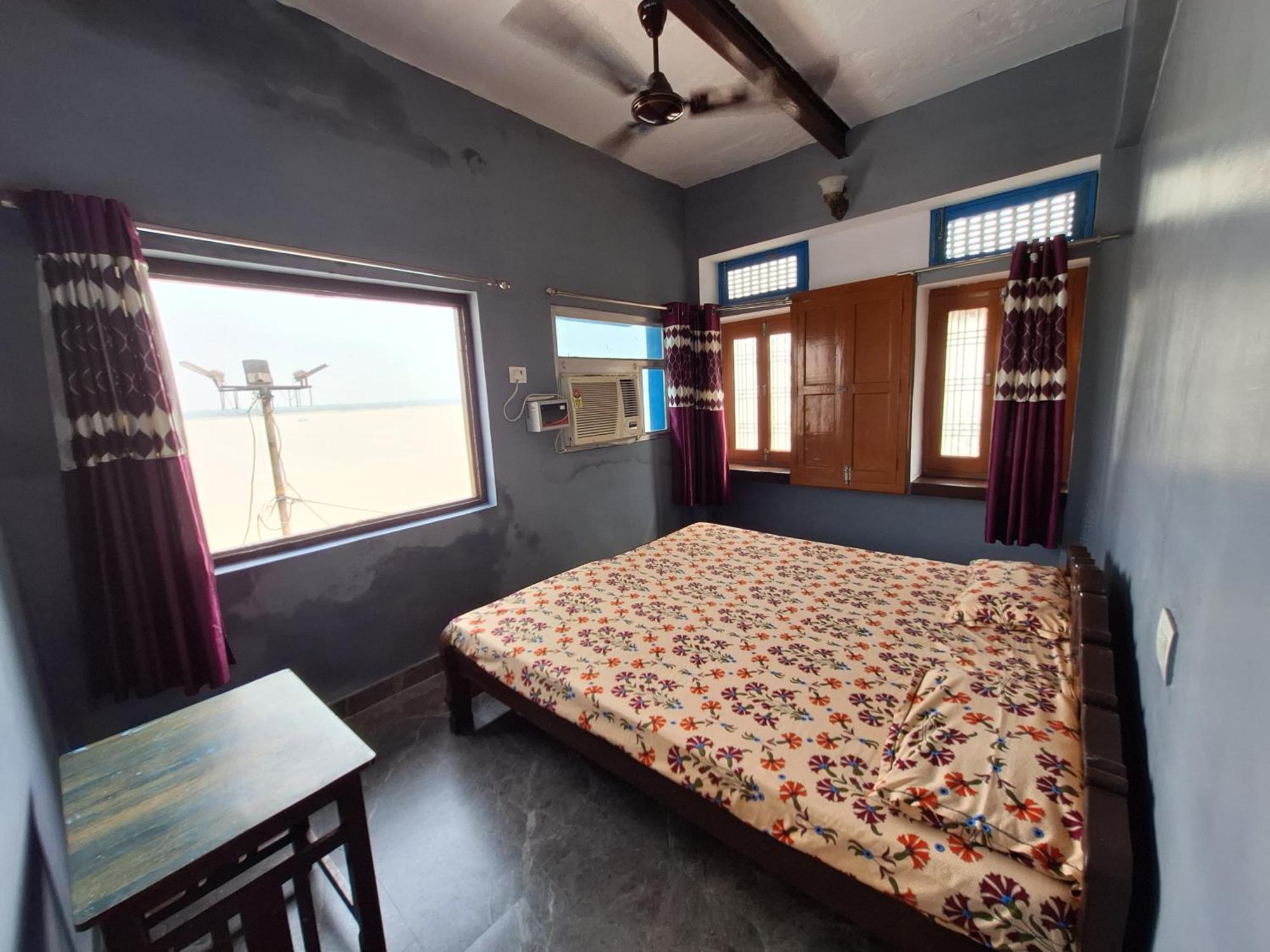Vishnu Rest House Varanasi Exterior foto