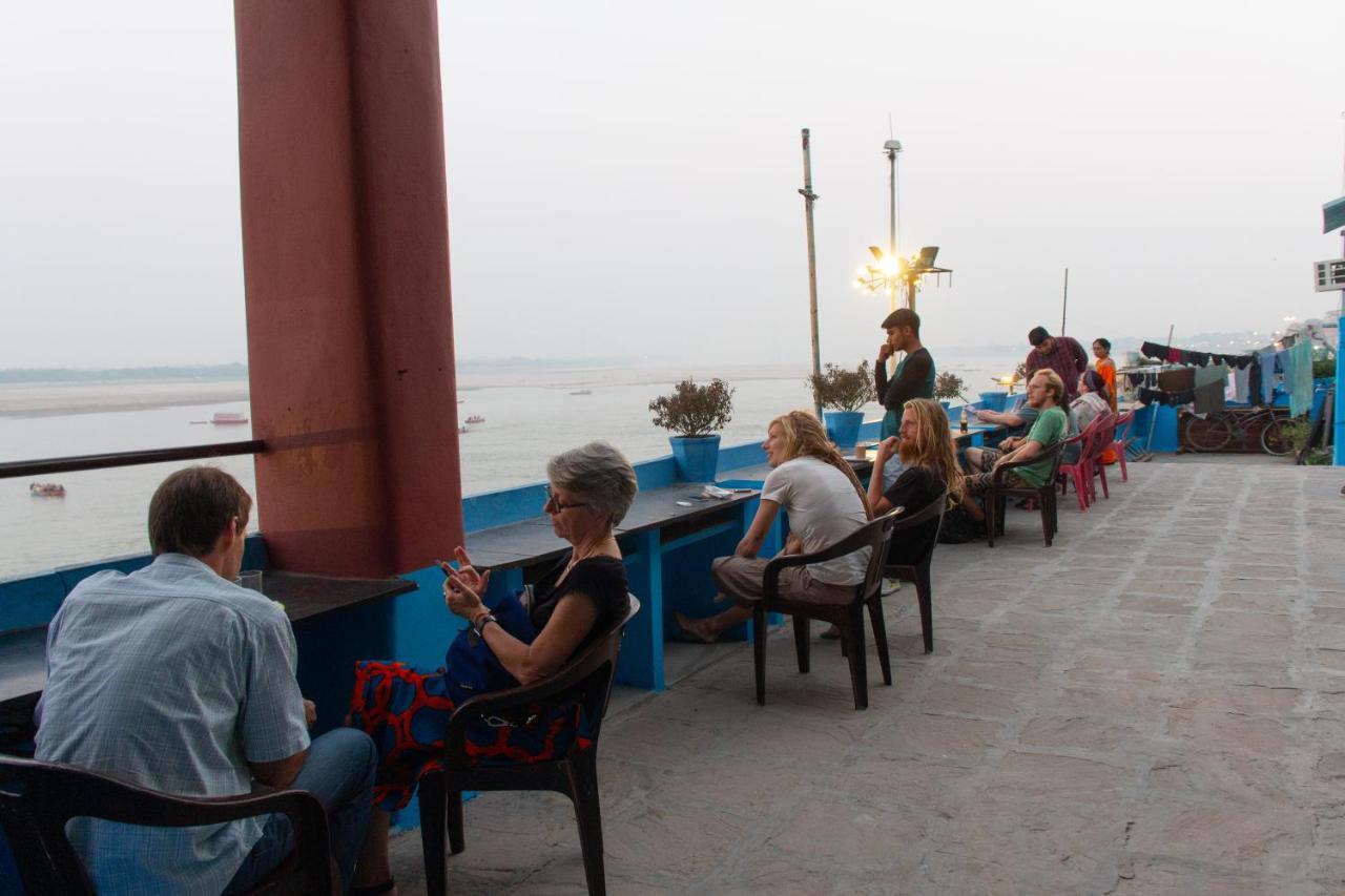 Vishnu Rest House Varanasi Exterior foto